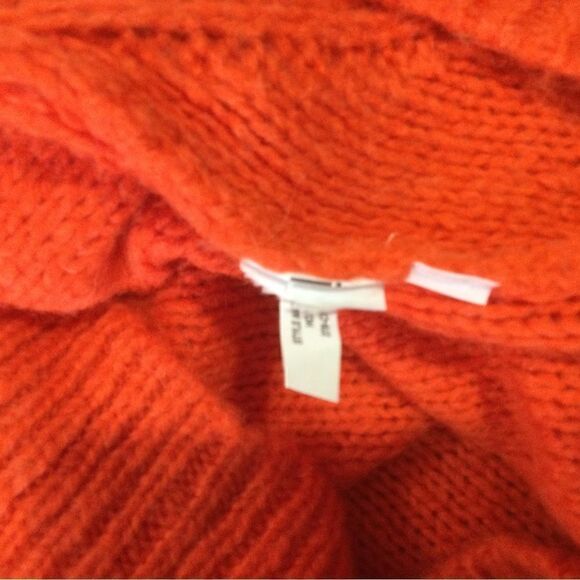 J.CREW Cable-knit pointelle sweater with popcorn flowers - Picture 8 of 8